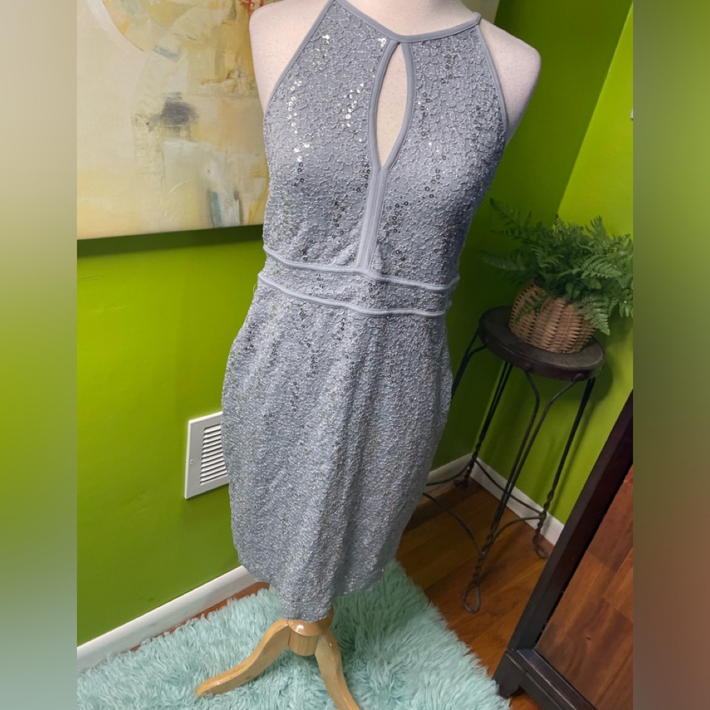 Absolutely stunning dress